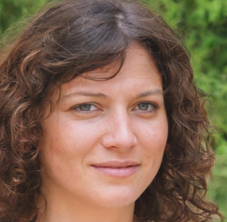 Portrait de Maëlys Bergeron, coordinatrice pédagogique